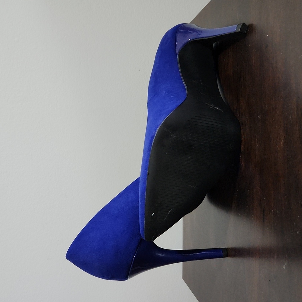 Shoes - Picture 4 of 4